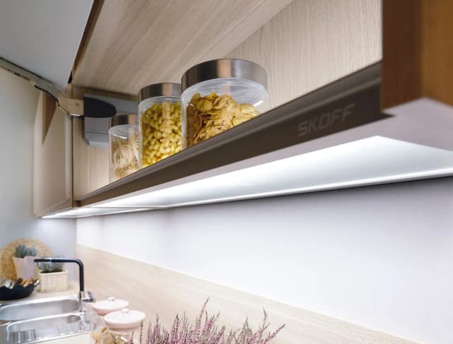 Ciemna kuchnia jak urządzić: 5 sposobów na rozjaśnienie wnętrza Ciemna kuchnia jak urządzić: 5 sposobów na rozjaśnienie wnętrza