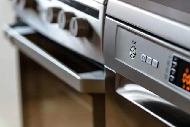 Jak odblokować kuchnię indukcyjną Bosch i uniknąć frustracji?